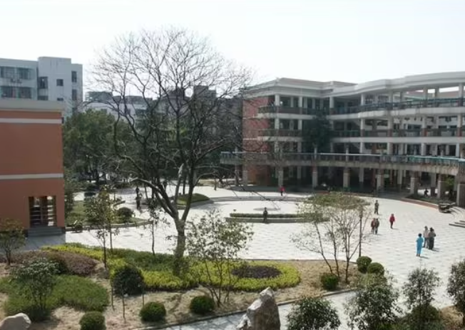 杭州市保俶塔實(shí)驗(yàn)學(xué)校怎么樣、好不好