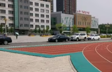 遼寧工貿學校地址，乘車路線
