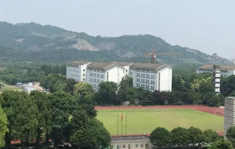 余姚市高風(fēng)中學(xué)地址，乘車路線