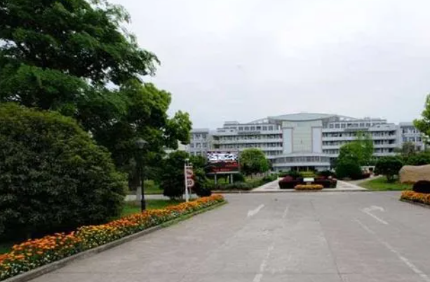 寧波市鄞江中學(xué)怎么樣、好不好