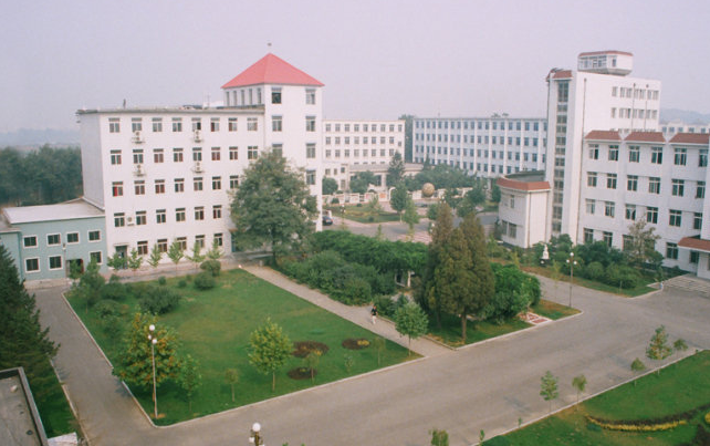 鞍山市廣播電視學(xué)校怎么樣、好不好
