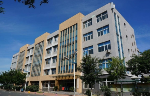 2023鞍山市交通運輸學(xué)校多少錢 鞍山市交通運輸學(xué)校各專業(yè)學(xué)費收費標(biāo)準(zhǔn)