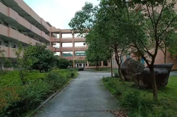 永嘉縣永臨中學(xué)怎么樣、好不好