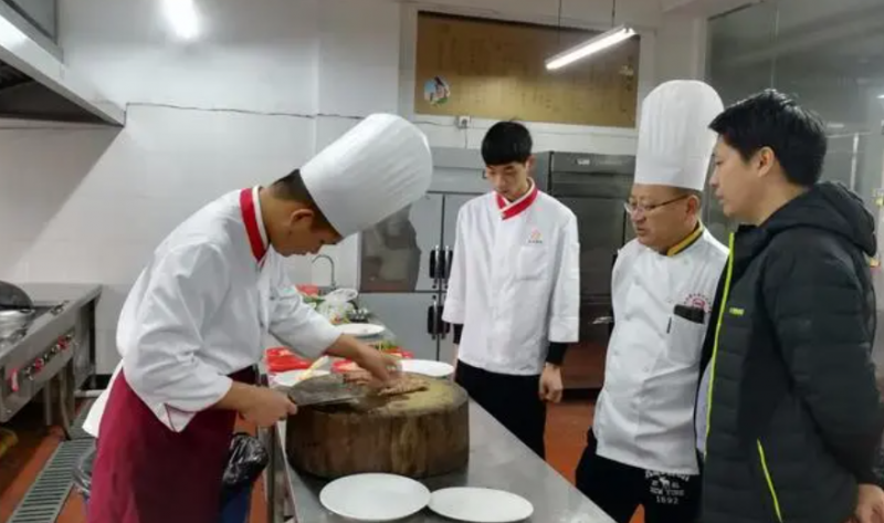 鞍山市現(xiàn)代服務(wù)學(xué)校怎么樣、好不好