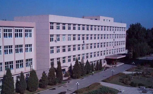 2023鞍山衛(wèi)生學校招生計劃 招生人數(shù)是多少(附要求、條件、對象)