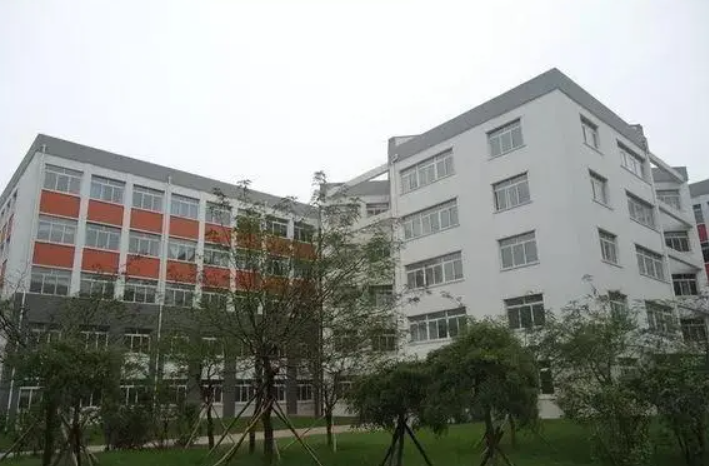鞍山市藝術(shù)學(xué)校怎么樣、好不好