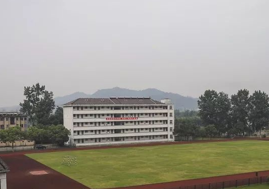 安吉縣高級(jí)中學(xué)怎么樣、好不好
