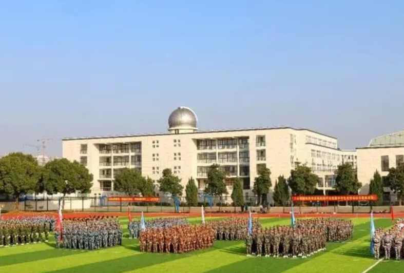 紹興市上虞區(qū)東關(guān)中學(xué)地址，乘車(chē)路線(xiàn)