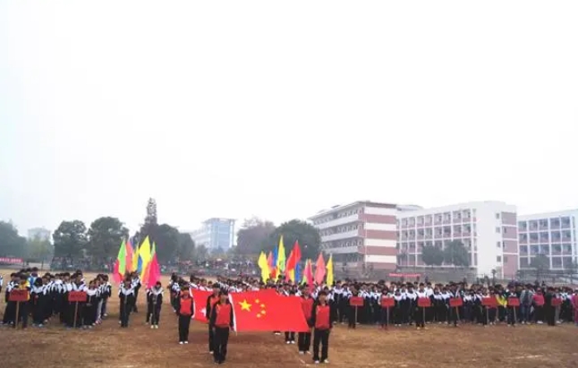 安慶浮山科技工程學(xué)校怎么樣、好不好