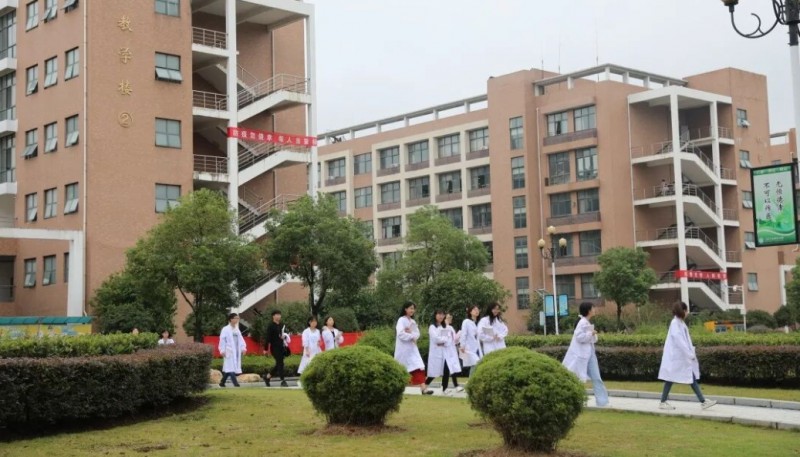 江西2024年現(xiàn)在上什么中專學(xué)校好