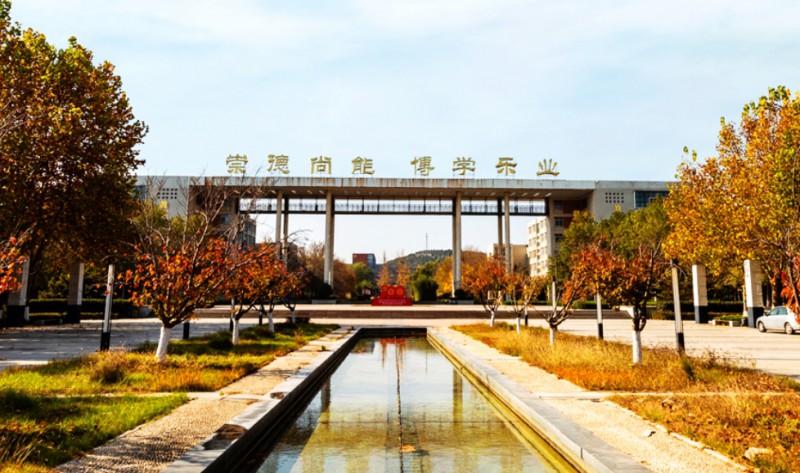山東初中畢業(yè)報什么中專學(xué)校好