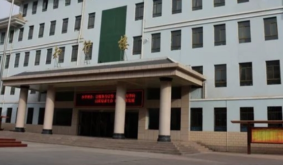 怎么讀中專學(xué)校