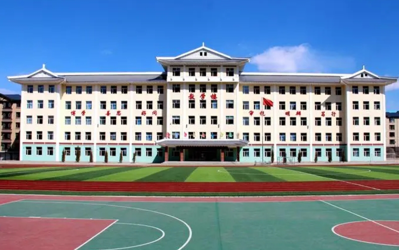 2023和龍市高級(jí)中學(xué)錄取分?jǐn)?shù)線(2024年參考)