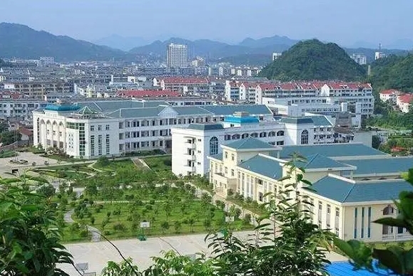 浙江省衢州第一中學(xué)怎么樣、好不好