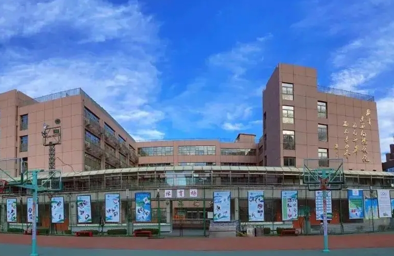 北京匯文中學(xué)地址，乘車路線