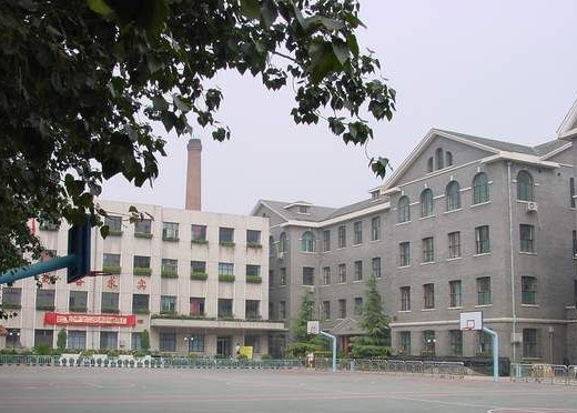 北京市第二十一中學地址，乘車路線