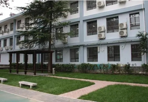 北京市第五十中學分校地址，乘車路線