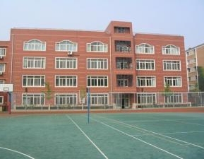 北京市第六十六中學(xué)地址，乘車路線