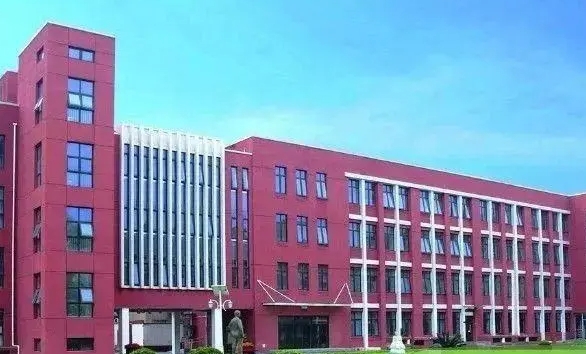 清華大學附屬中學望京學校地址，乘車路線