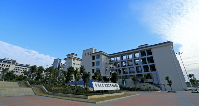 廣東2024年中專(zhuān)學(xué)校可不可以考大學(xué)
