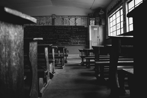 阜陽師范大學(xué)信息工程學(xué)院開設(shè)哪些專業(yè)，阜陽師范大學(xué)信息工程學(xué)院招生專業(yè)名單匯總-2024參考