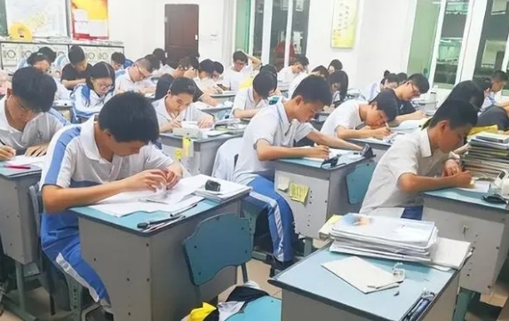 遼寧2024初中沒(méi)讀完怎么讀中專