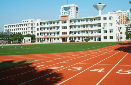 福建2024年沒(méi)有初中畢業(yè)可不可以讀中專學(xué)校