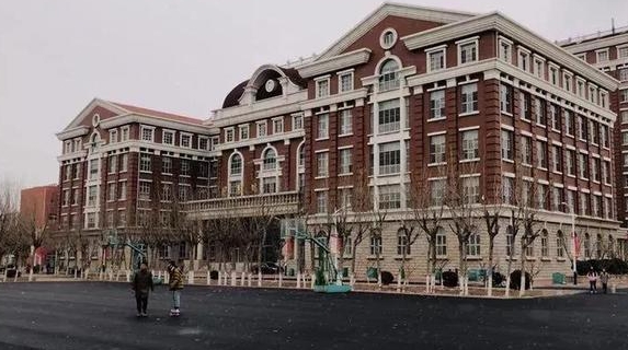 2023天津外國語大學(xué)濱海外事學(xué)院高考錄取分?jǐn)?shù)線是多少（2024參考）