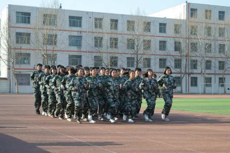 貴州2024鐵路高中畢業(yè)上什么中專學(xué)校好
