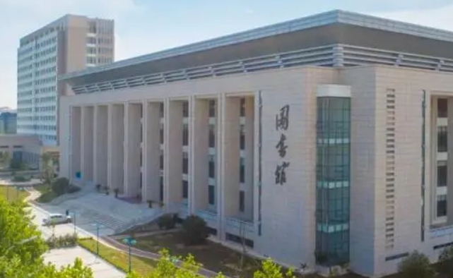 山東外事職業(yè)大學(xué)評價怎么樣,學(xué)校好不好