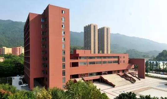 重慶機(jī)電職業(yè)技術(shù)大學(xué)評價(jià)怎么樣,學(xué)校好不好