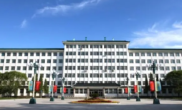 2023北京財貿(mào)職業(yè)學院高考錄取分數(shù)線是多少（2024參考）