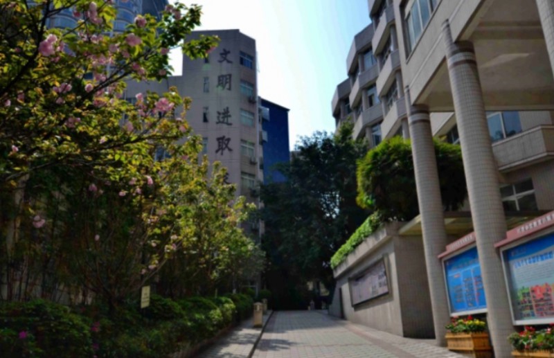 重慶市第二十九中學(xué)校地址，乘車路線