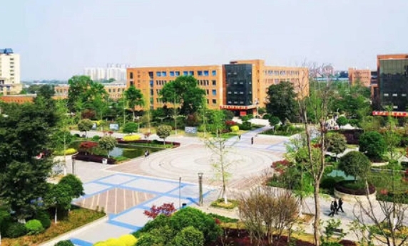 四川2024年鐵路學校學費多少