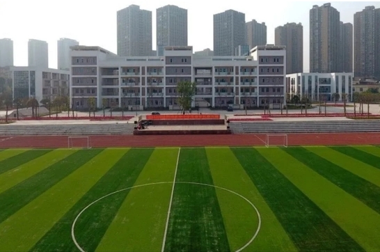 重慶市第一中學(xué)校地址，乘車路線