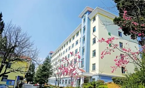云南2024年鐵路學(xué)校學(xué)費(fèi)多少