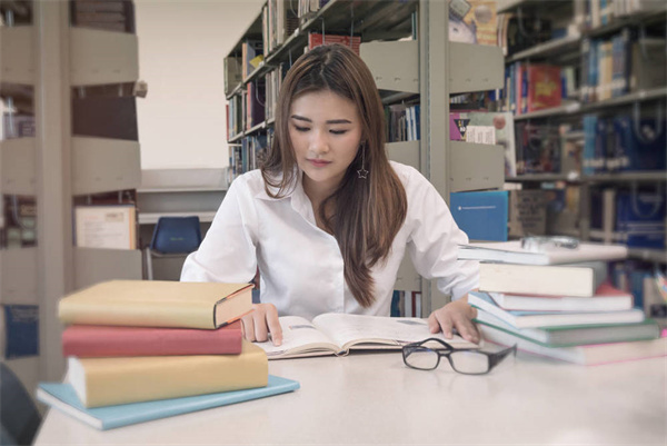 校友會2024遼寧工業(yè)大學(xué)專業(yè)排名