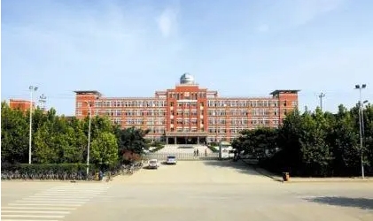 高邑縣第一中學(xué)地址，乘車路線