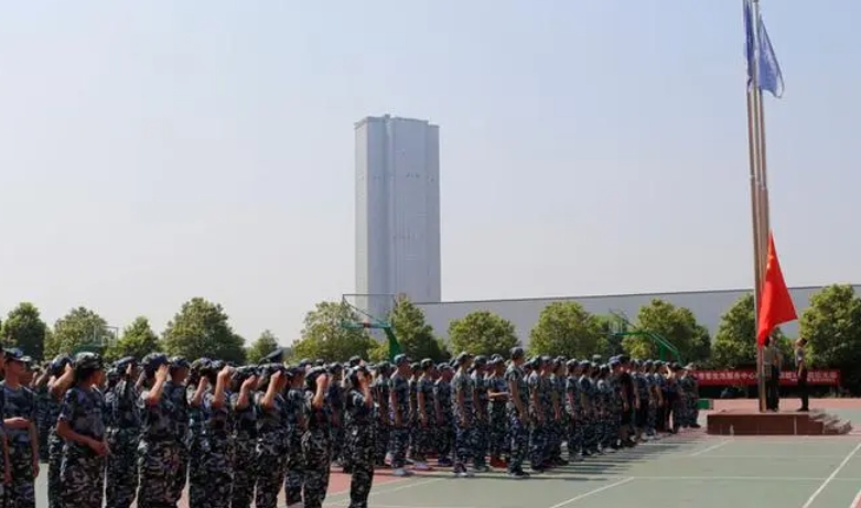 湖南2024年鐵路學(xué)校中專(zhuān)升大專(zhuān)考什么
