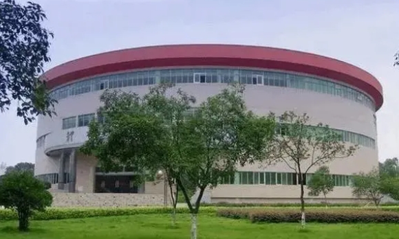 長(zhǎng)沙工業(yè)學(xué)院藝術(shù)類學(xué)費(fèi)（2024）