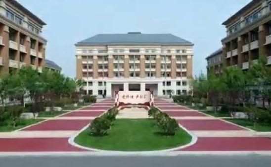 秦皇島市第五中學(xué)地址，乘車路線