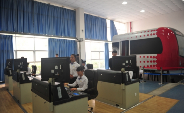 廣東2024年職高好還是鐵路學(xué)校好