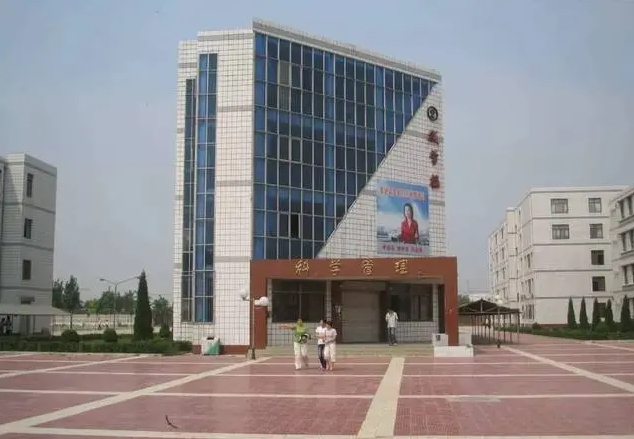 青龍滿族自治縣第一中學(xué)怎么樣、好不好