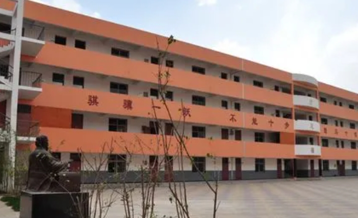 邯鄲市荀子中學(xué)地址，乘車路線