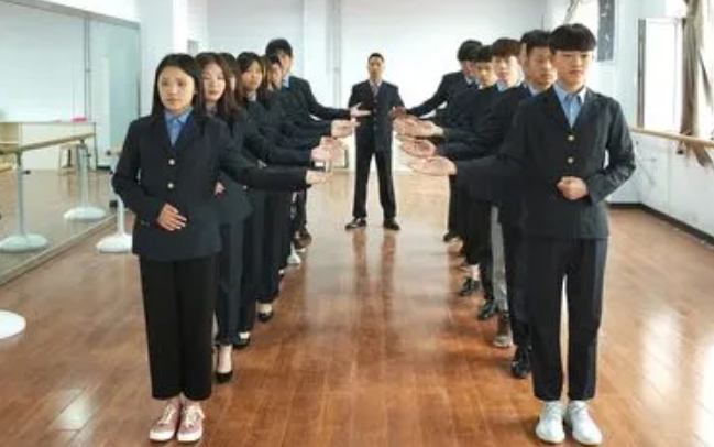 廣西2024年鐵路學(xué)校需要學(xué)習(xí)哪些知識(shí)