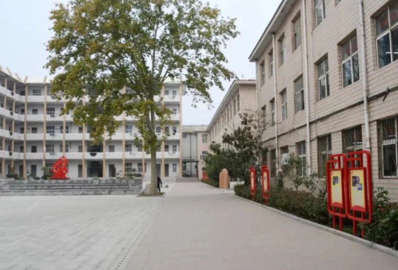 2024峰峰第二中學(xué)多少錢(學(xué)費明細(xì))