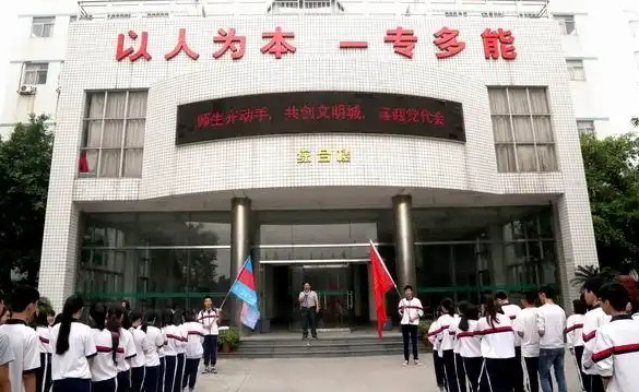 汕頭工藝美術(shù)學(xué)校2025年學(xué)費(fèi)、收費(fèi)多少