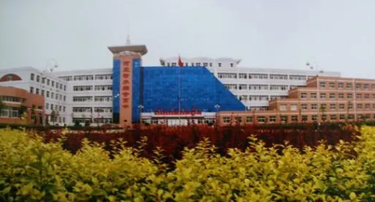 河北徐水綜合高級(jí)中學(xué)地址，乘車路線