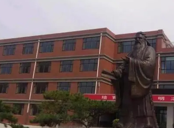 淶源縣第一中學(xué)地址，乘車路線