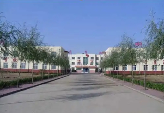 河北省博野中學(xué)地址，乘車路線